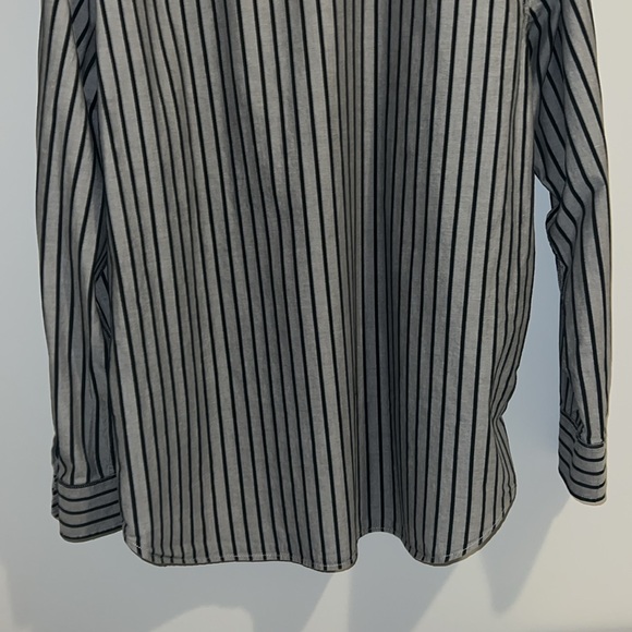 LONG SLEEVE BUTTON UP SHIRT (XL) - Picture 7 of 13